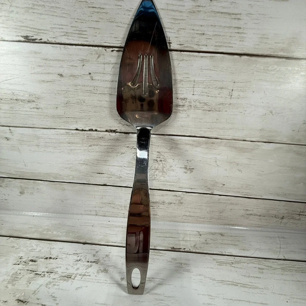 Oneida Flight Pie Server 18/8 Stainless Steel Silver Serving Utensil Cutout Head